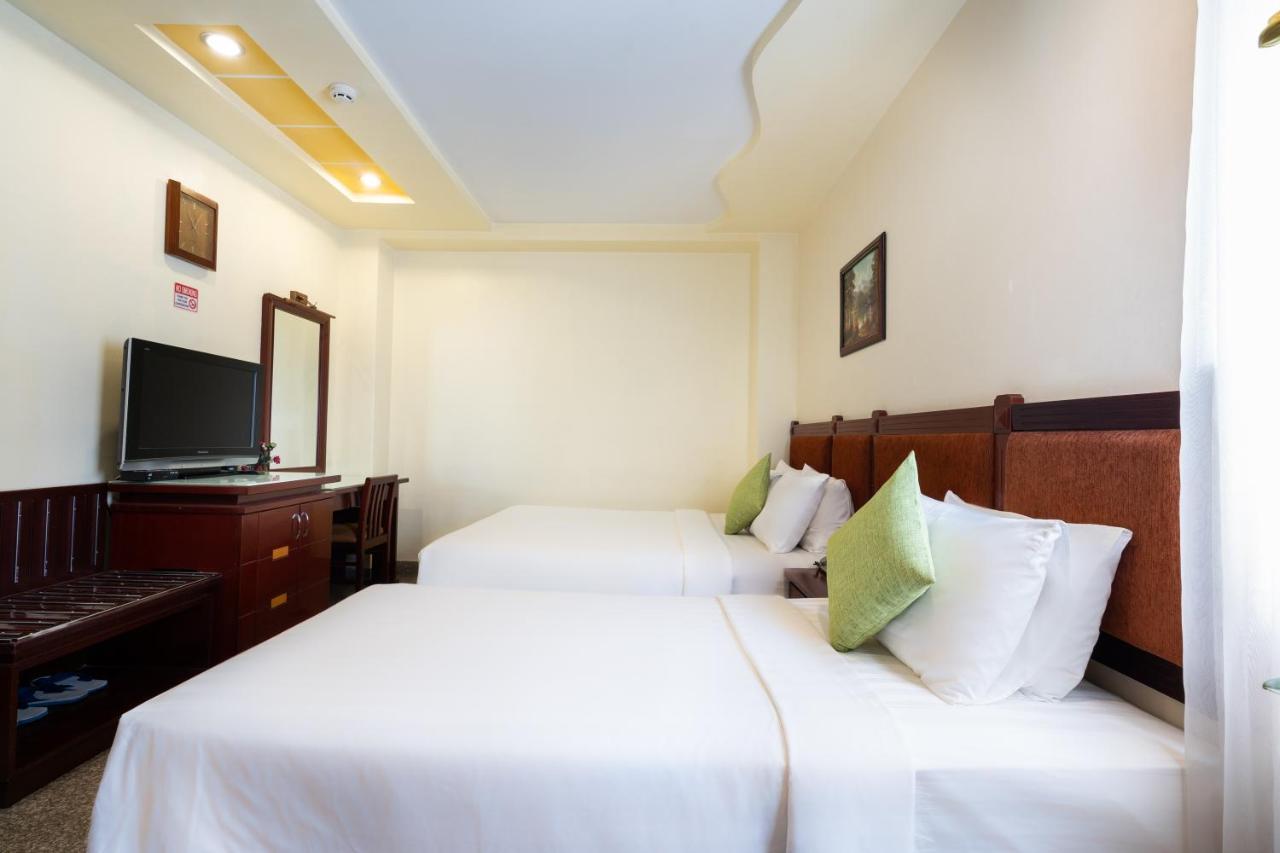 Lucasta Saigon Hotel Ho-Chi-Minh-Stadt Exterior foto